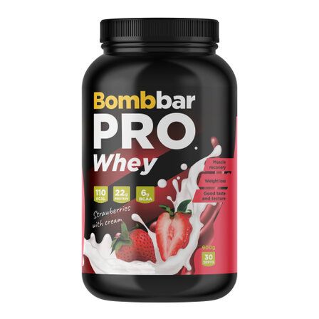 BOMBBAR Протеиновый коктейль Whey Protein (900 г) клубничное мороженое